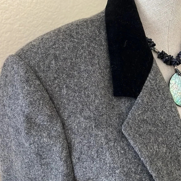 Gray/Black Wool‎ Blend Blazer - Picture 2 of 8